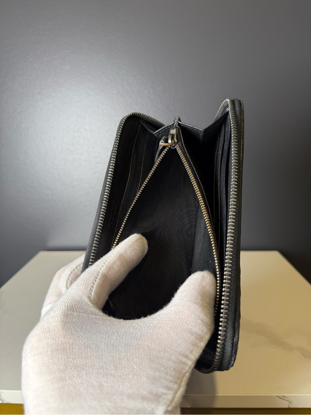 Bottega Veneta Black Intrecciato Zip Around Wallet - Picture 5 of 7